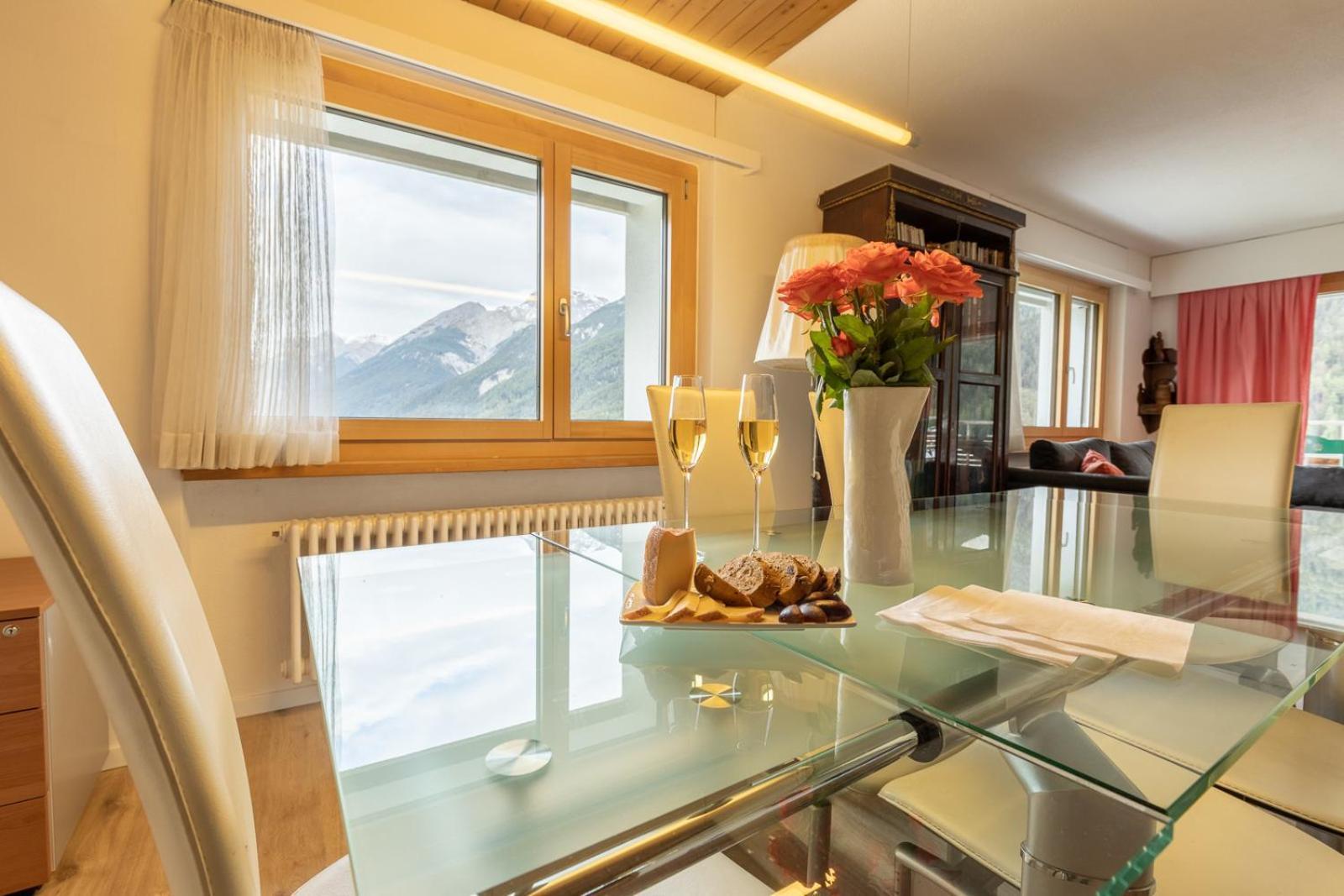 Chasa Vista Lischana Scuol Eksteriør billede